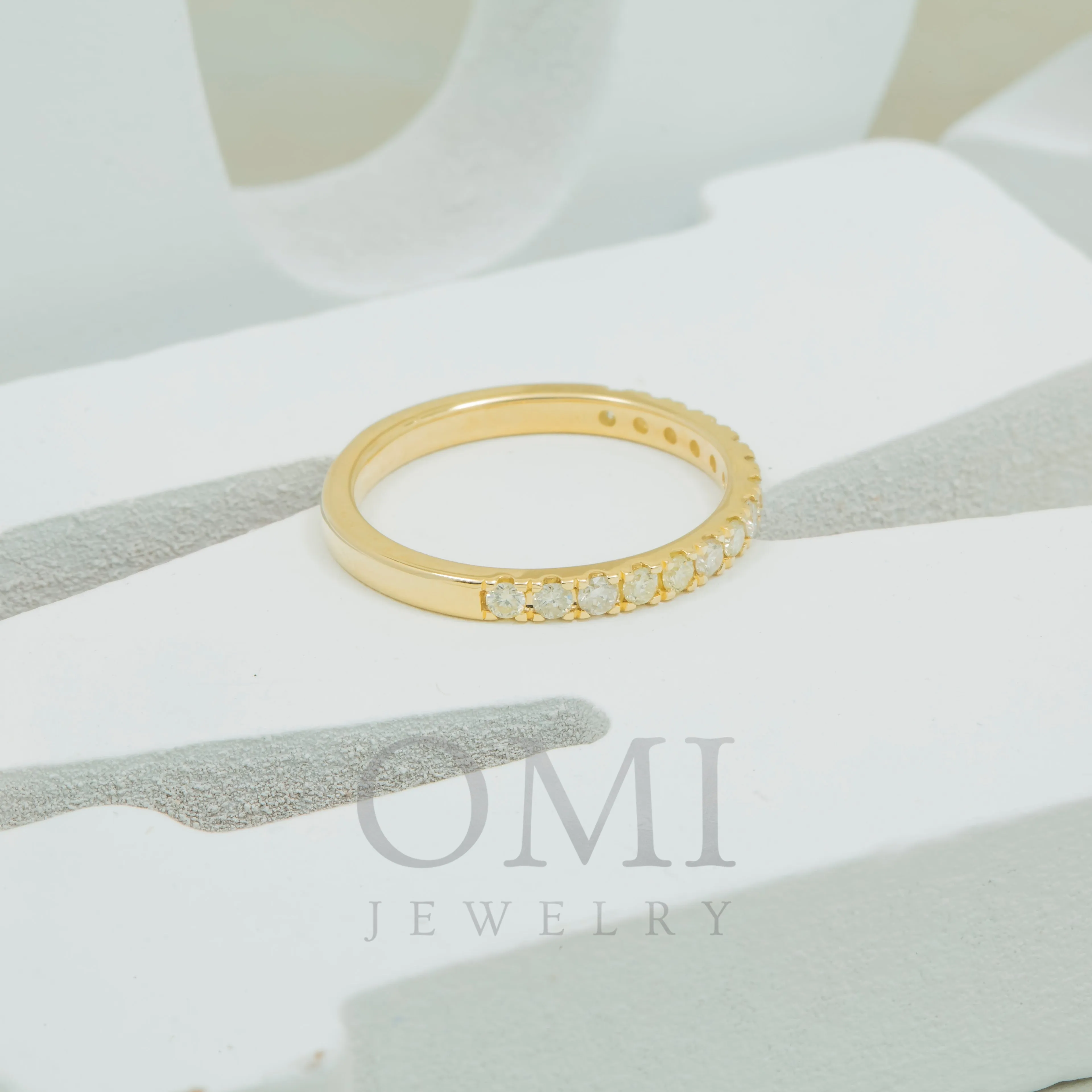 10K GOLD ROUND DIAMOND HALF ETERNITY BAND RING 0.55 CT
