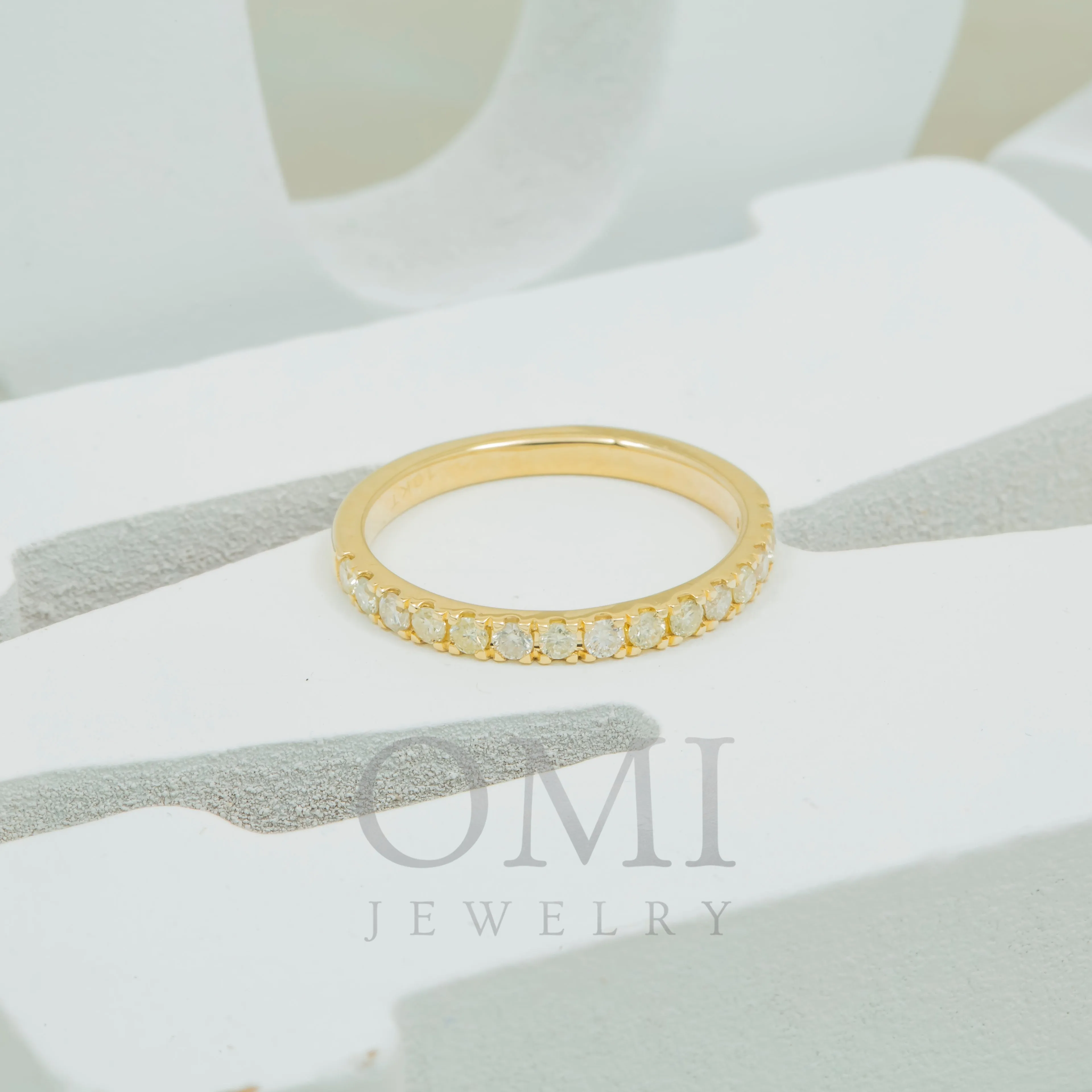 10K GOLD ROUND DIAMOND HALF ETERNITY BAND RING 0.55 CT