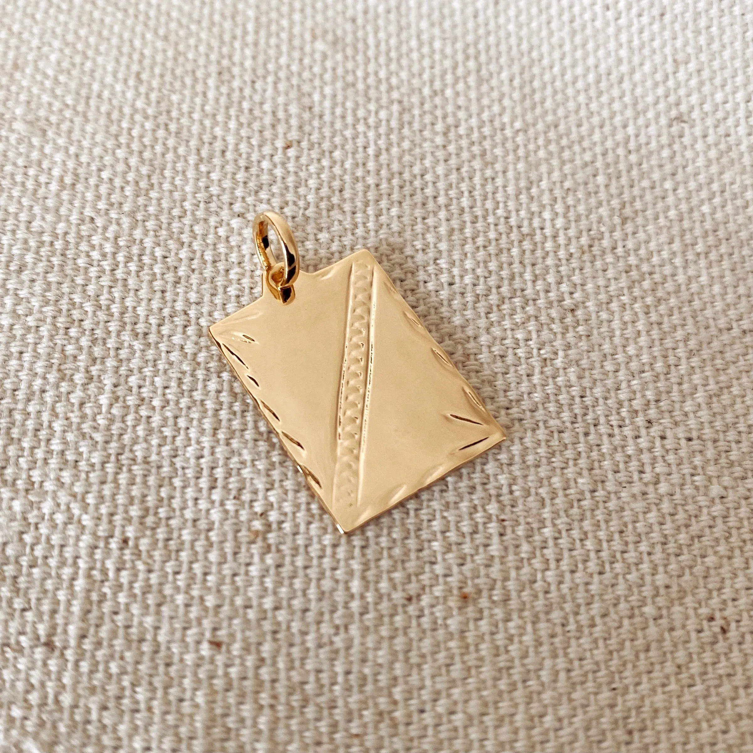 18k Gold Filled Tag Plate Pendant Featuring Diamond Cut Borders and Crossing Texture