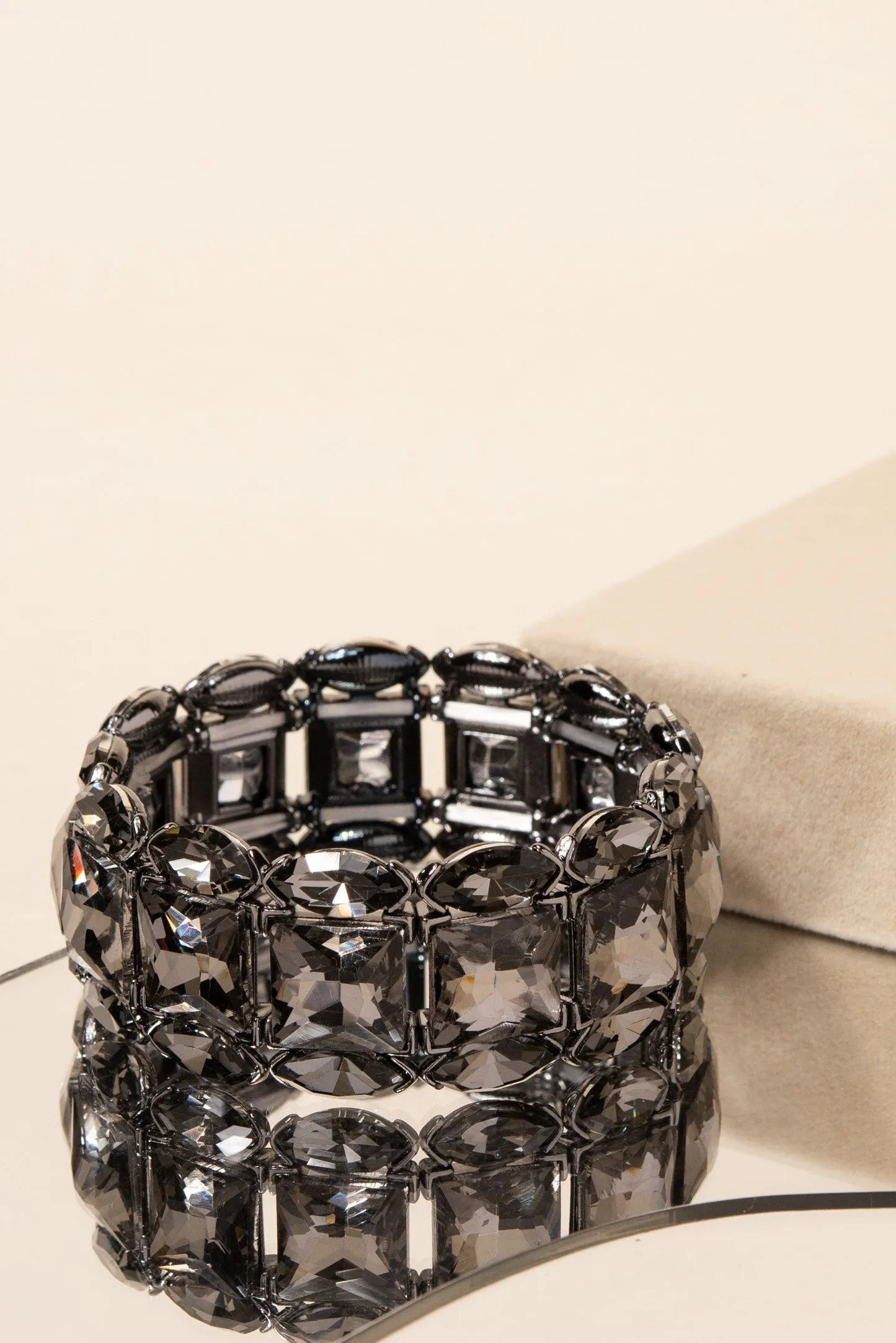 Annika Stone Stretch Bracelet