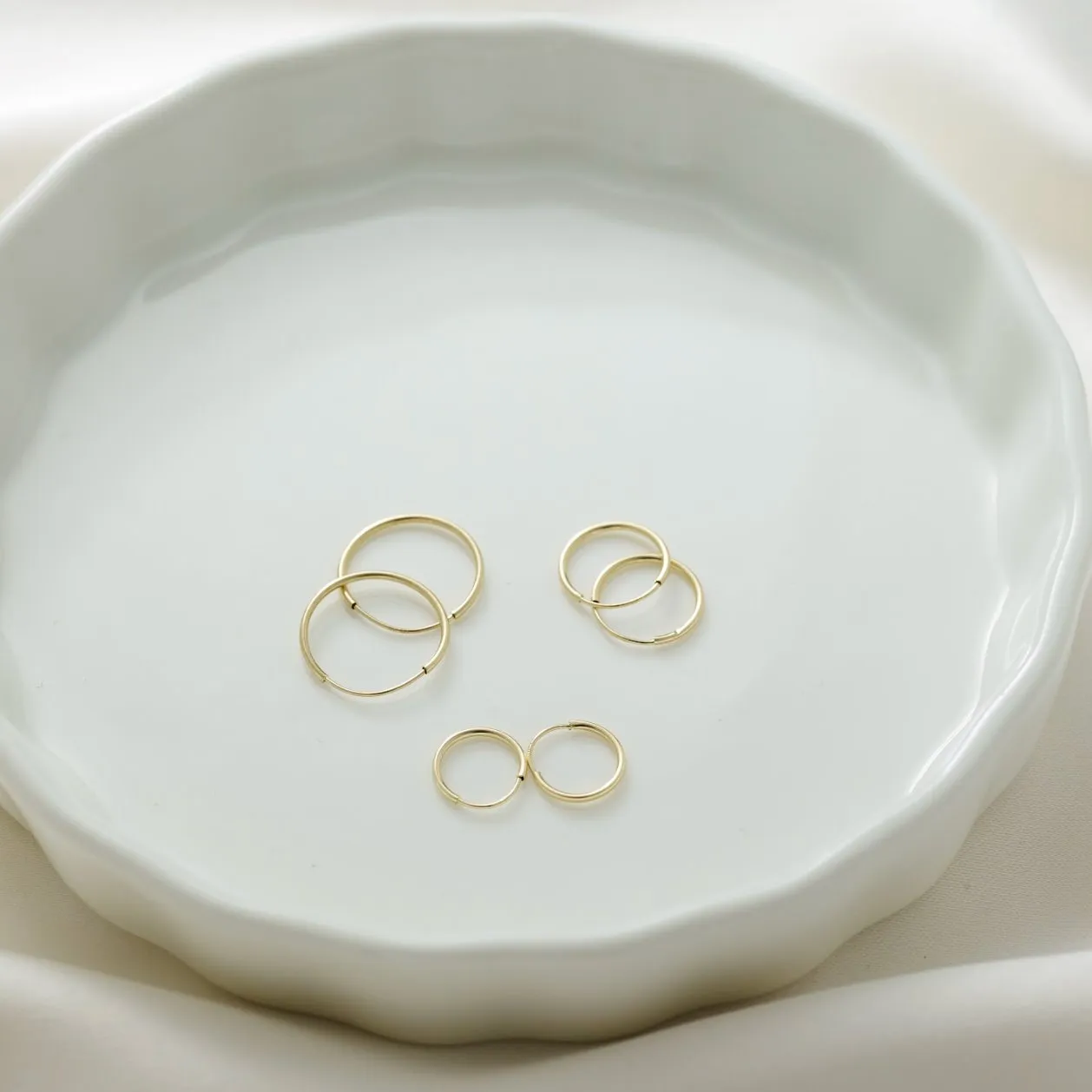Dainty Hoop Earrings 12mm