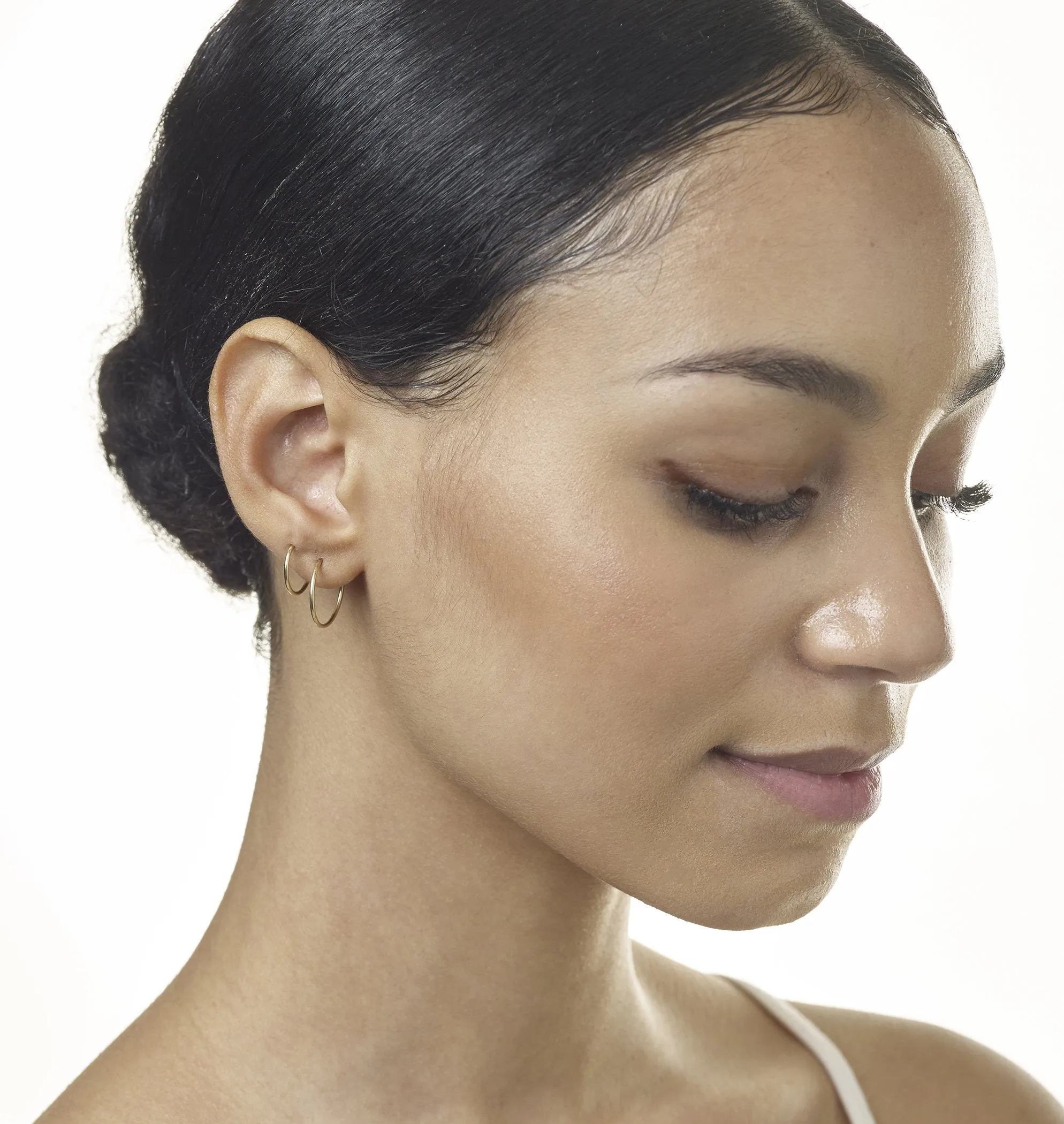 Dainty Hoop Earrings 12mm