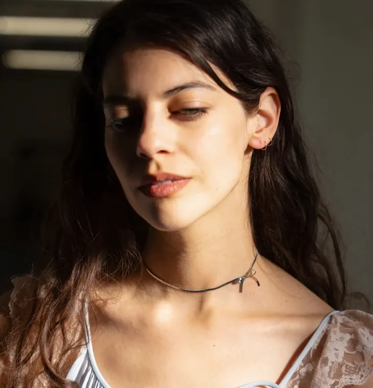 Peter and June - Bow Peep Choker Necklace | Silver