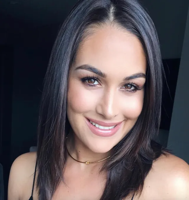 Sheila Fajl The Knot Choker
